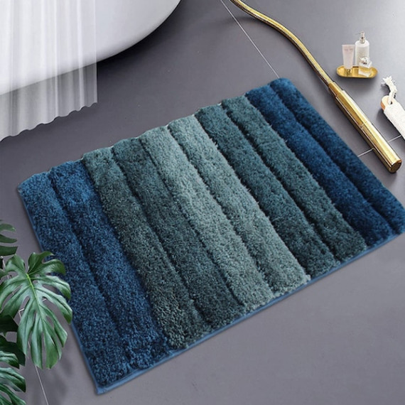 https://fashionrise.in/products/teal-green-striped-anti-skid-1700gsm-doormats