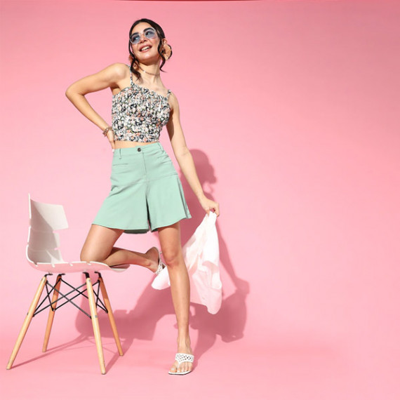 https://fashionrise.in/products/women-green-shorts
