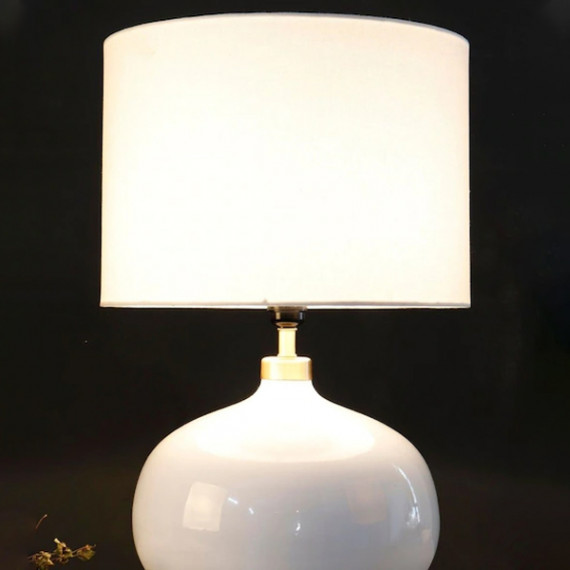 https://fashionrise.in/products/white-solid-handcrafted-bedside-standard-lamp