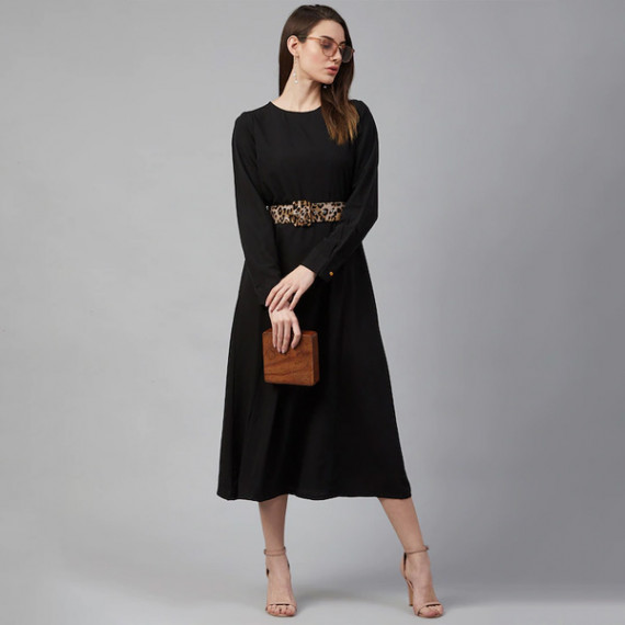 https://fashionrise.in/products/black-pleated-maxi-dress