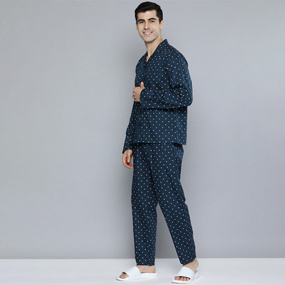 https://fashionrise.in/products/men-navy-blue-white-printed-pure-cotton-night-suit