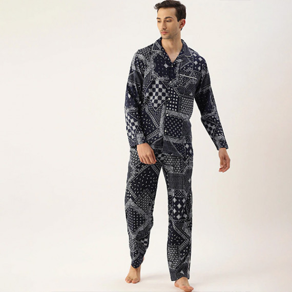 https://fashionrise.in/products/men-navy-blue-white-printed-night-suit-1