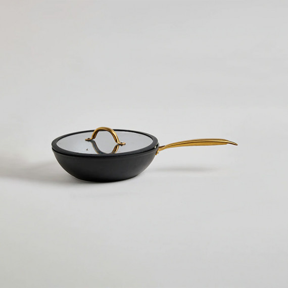 https://fashionrise.in/products/signature-series-black-gold-toned-aluminum-frying-wok-with-glass-lid