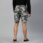 Men Charcoal Grey Camouflage Printed Pure Cotton Cargo Shorts