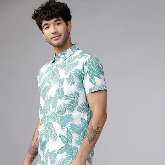 https://fashionrise.in/products/men-green-white-slim-fit-printed-casual-shirt